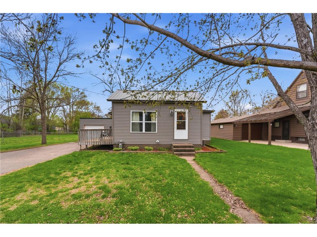 516 Hudson Street Paynesville MN 56362 7069851 image2