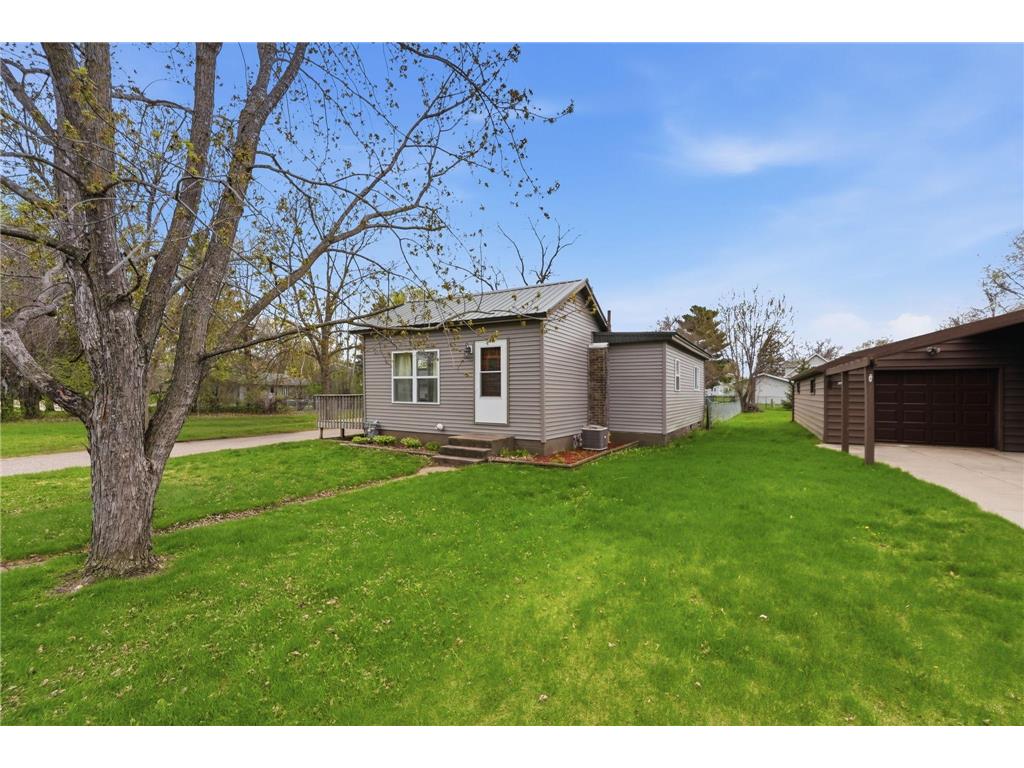 516 Hudson Street Paynesville MN 56362 7069851 image4
