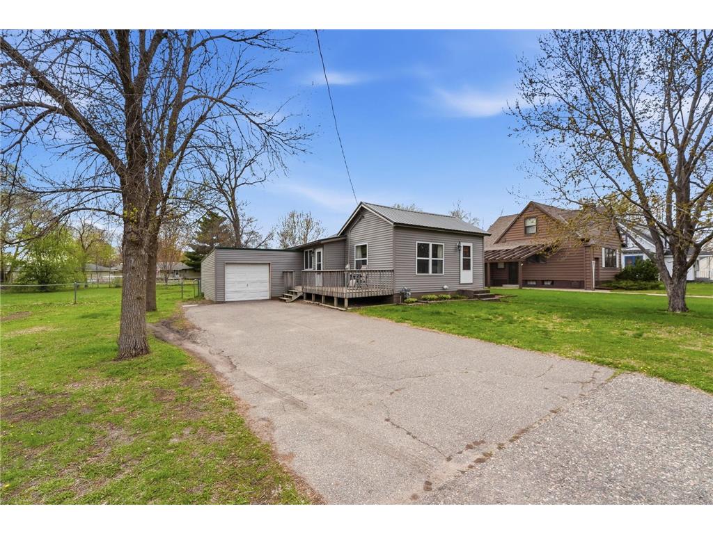 516 Hudson Street Paynesville MN 56362 7069851 image5