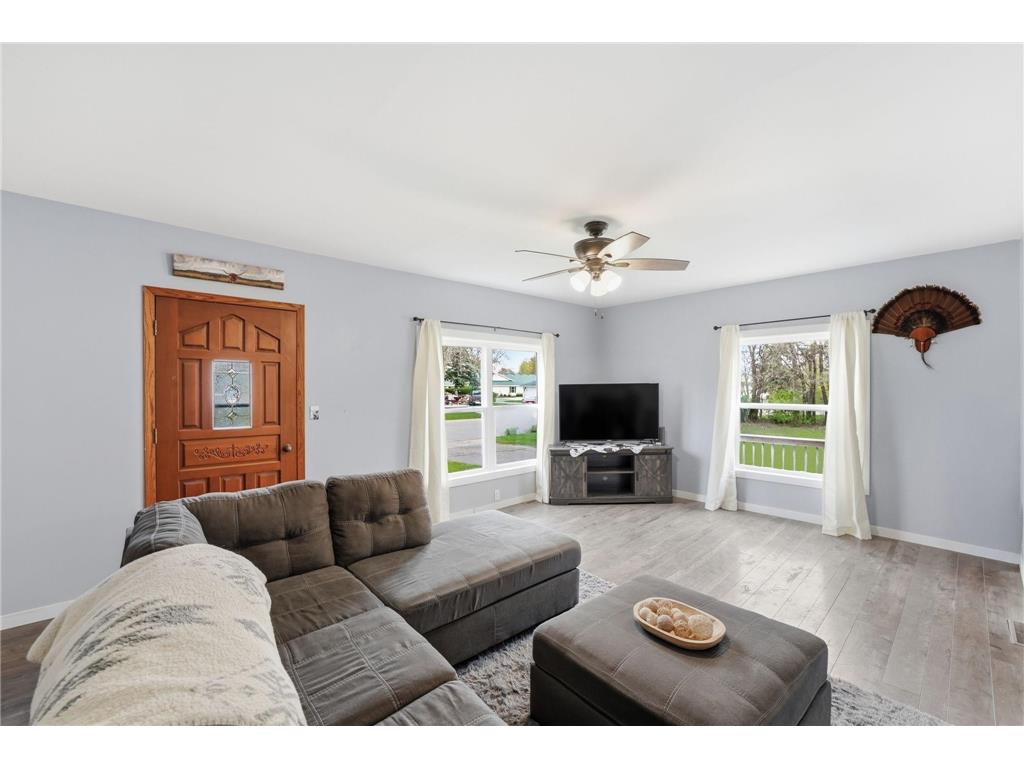 516 Hudson Street Paynesville MN 56362 7069851 image6