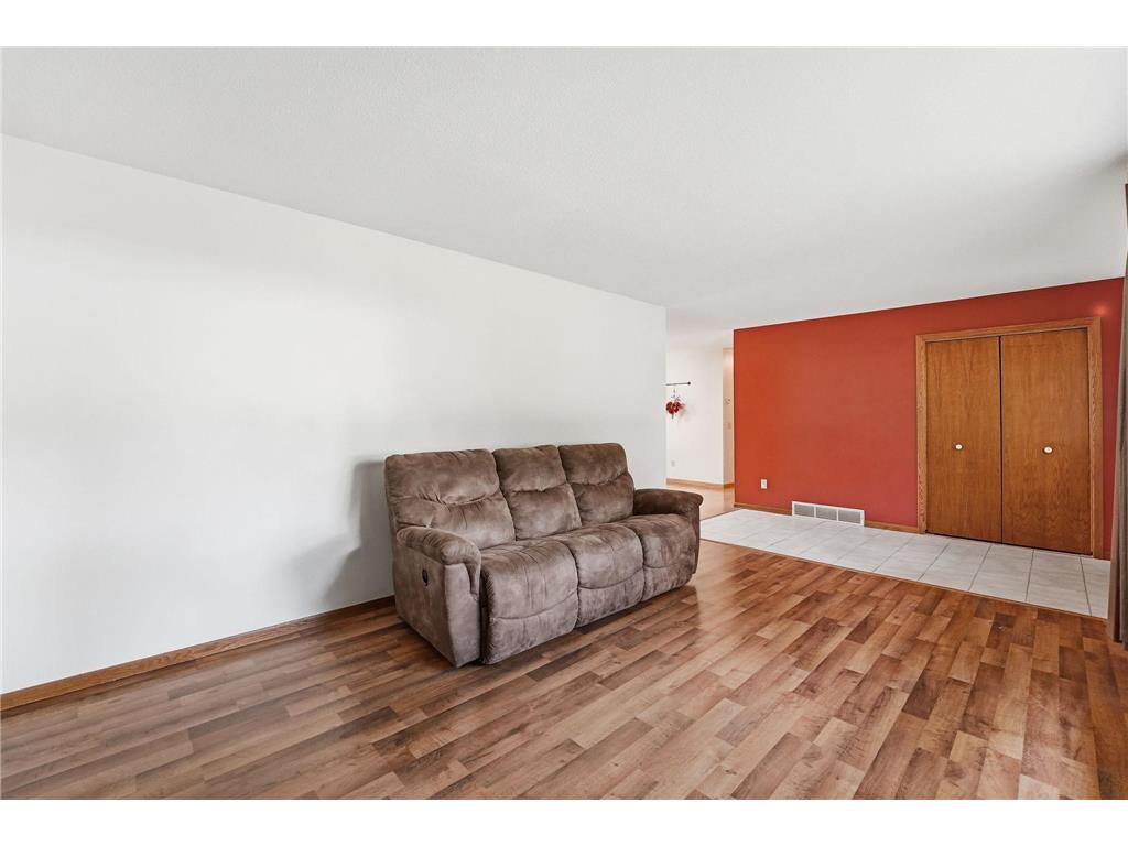 516 Nelson Avenue Belgrade MN 56312 7083947 image12