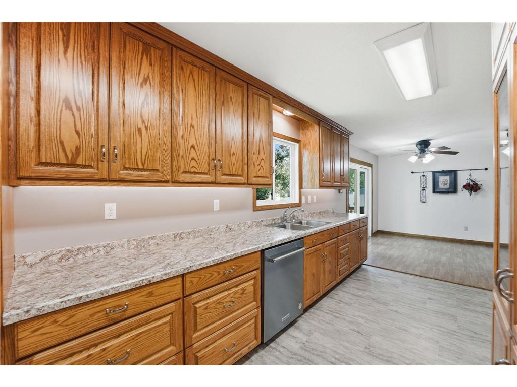 516 Nelson Avenue Belgrade MN 56312 7083947 image14