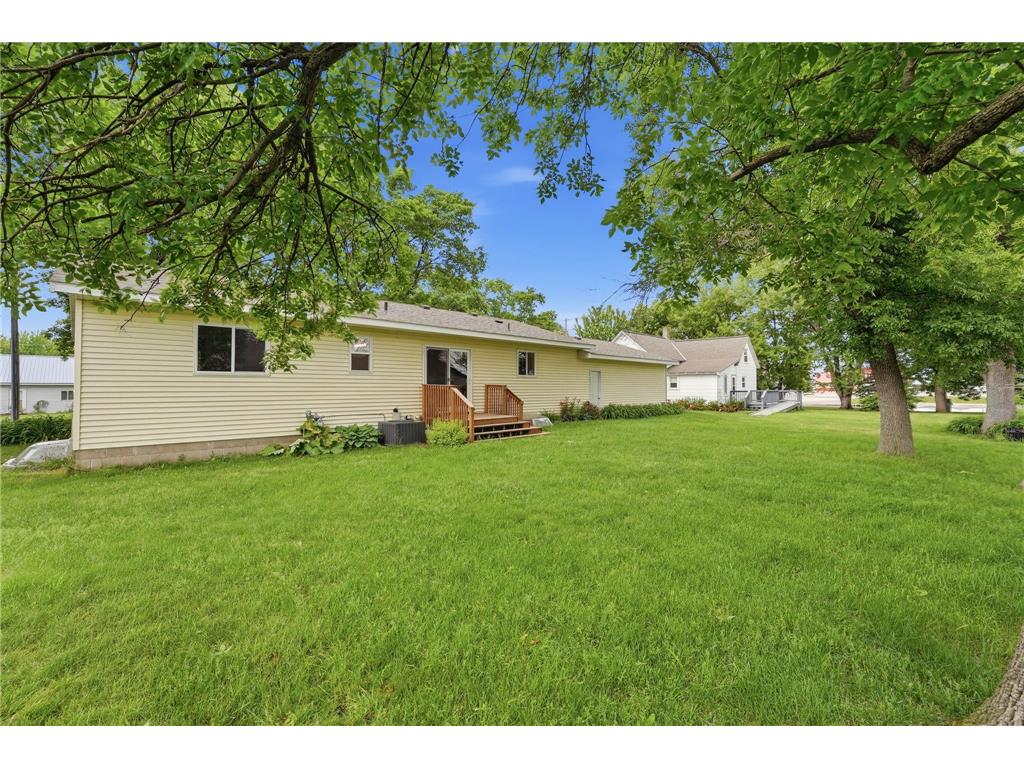 516 Nelson Avenue Belgrade MN 56312 7083947 image40