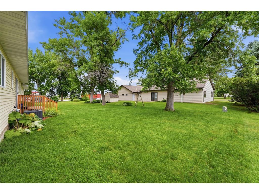 516 Nelson Avenue Belgrade MN 56312 7083947 image41