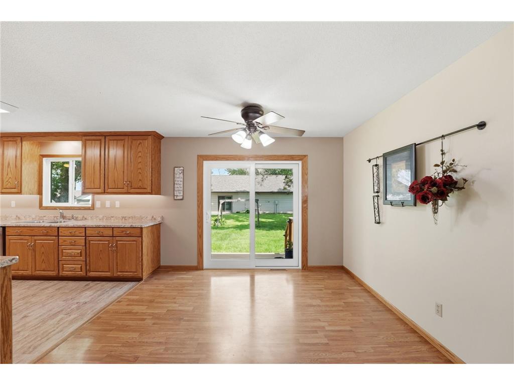 516 Nelson Avenue Belgrade MN 56312 7083947 image8