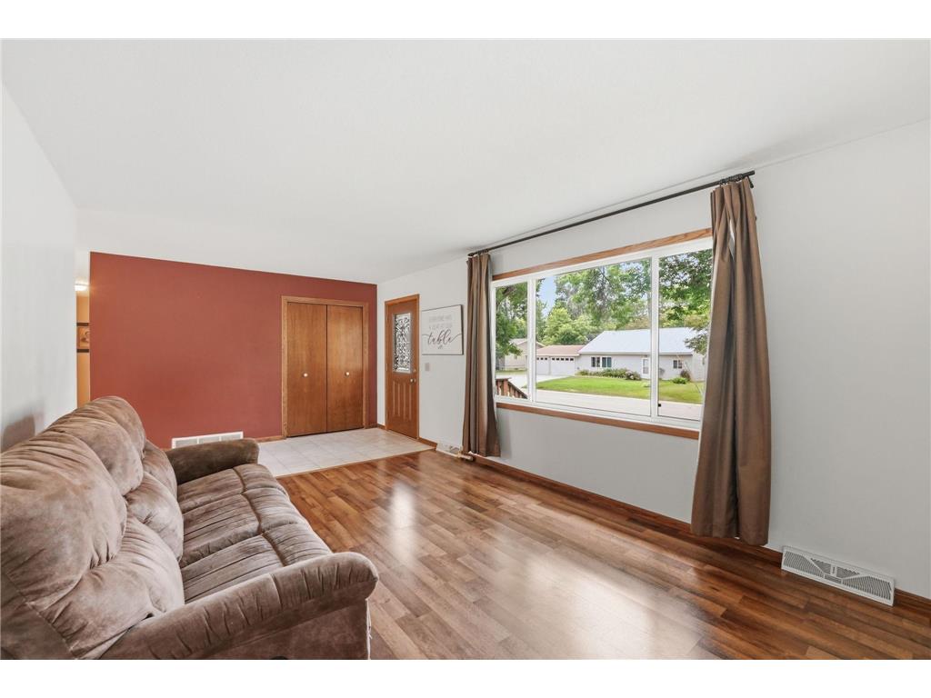 516 Nelson Avenue Belgrade MN 56312 7083947 image9