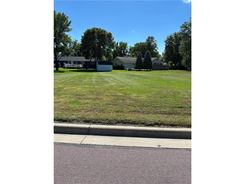 516 Northwood Drive Redwood Falls MN 56283 6784780 image1