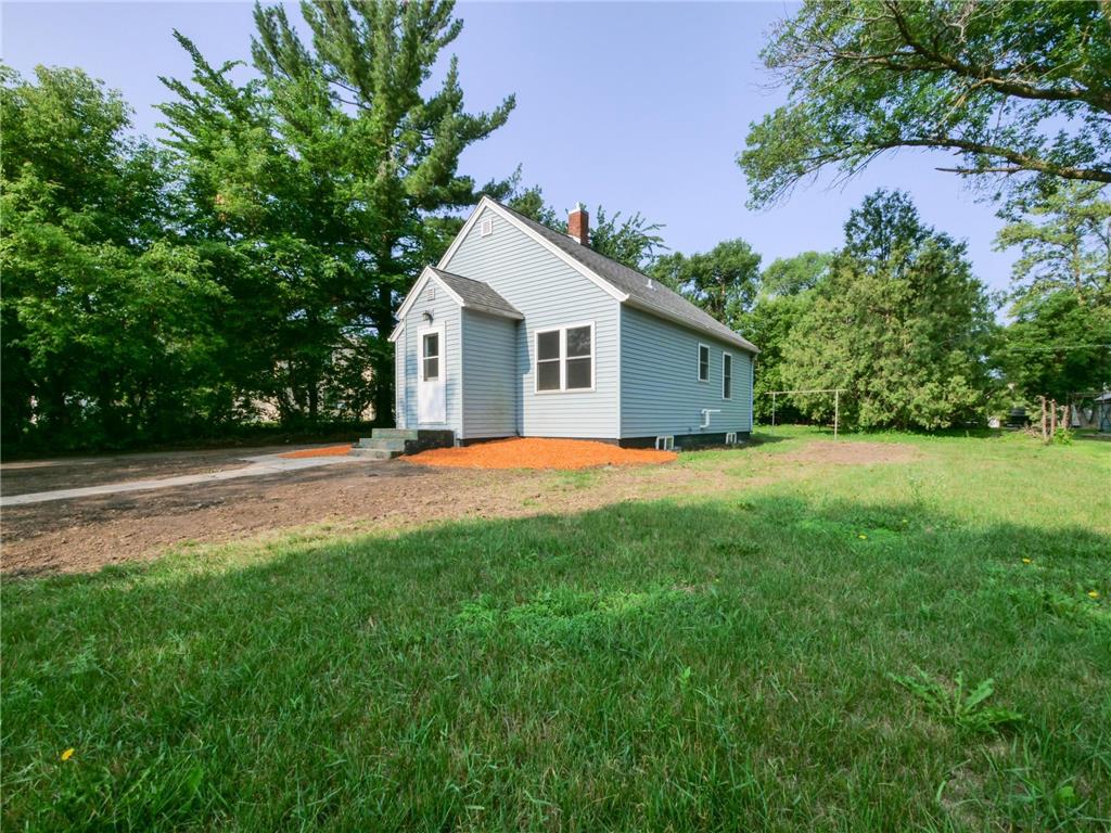 516 Park Street Alexandria MN 56308 6402116 image1