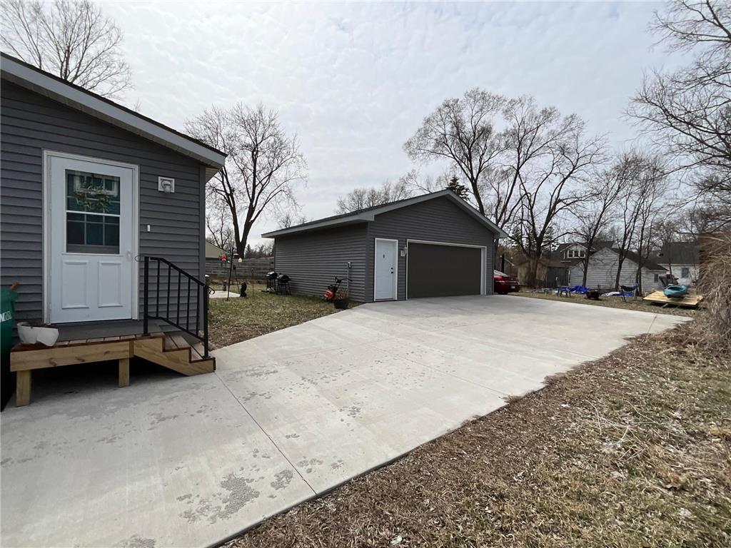 516 S Miller Avenue Litchfield MN 55355 7050132 image3