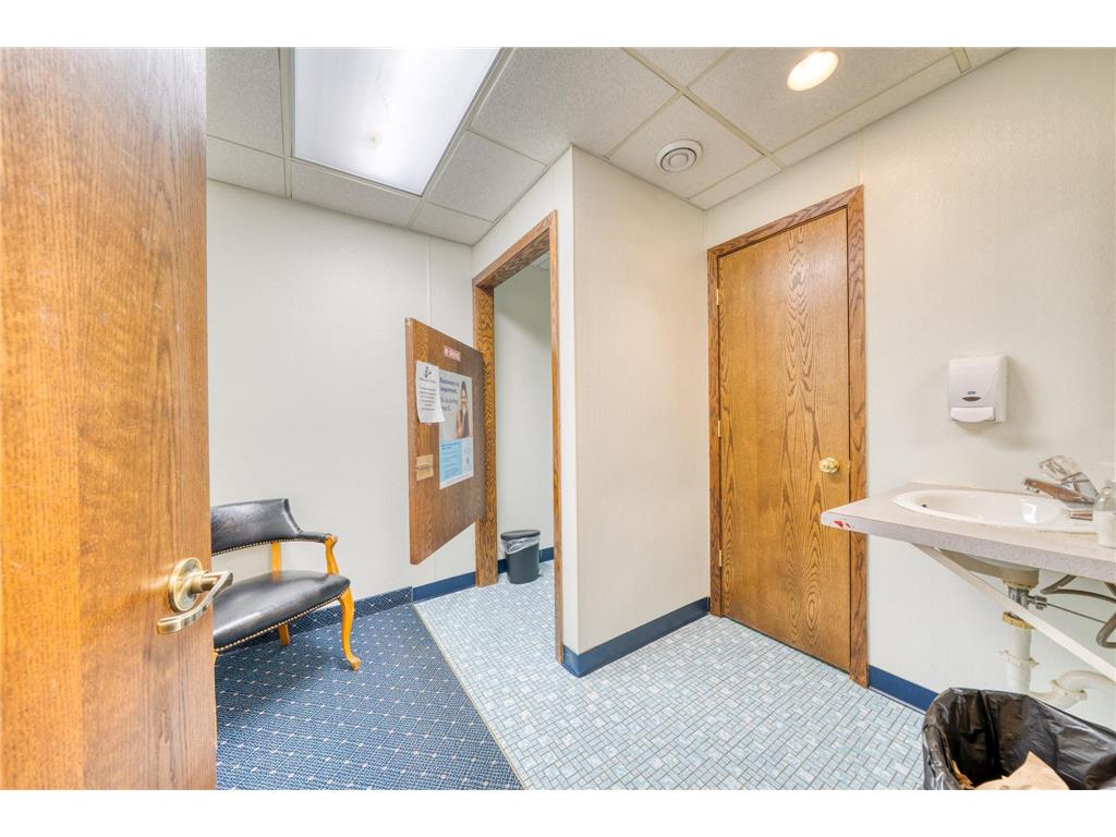 516 S Pokegama Avenue Grand Rapids MN 55744 7101069 image46