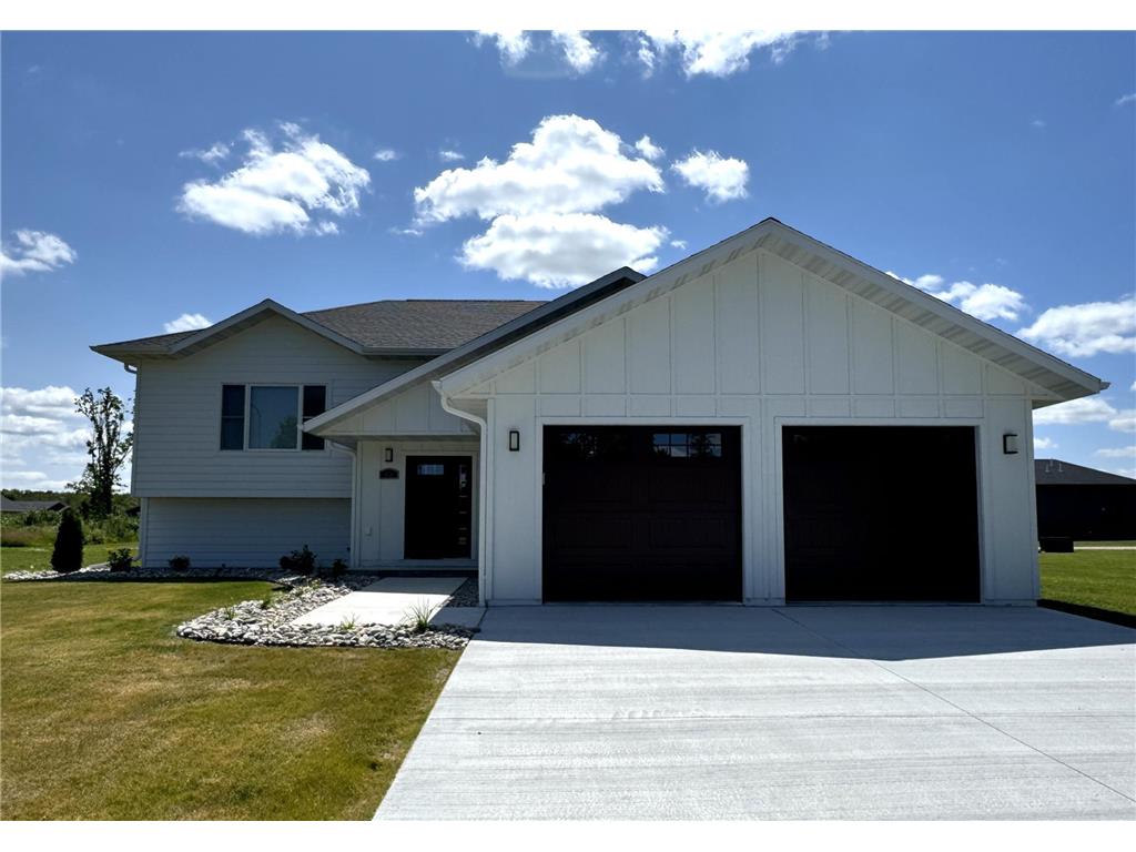 516 Washington Street SE Warroad MN 56763 6744438 image1