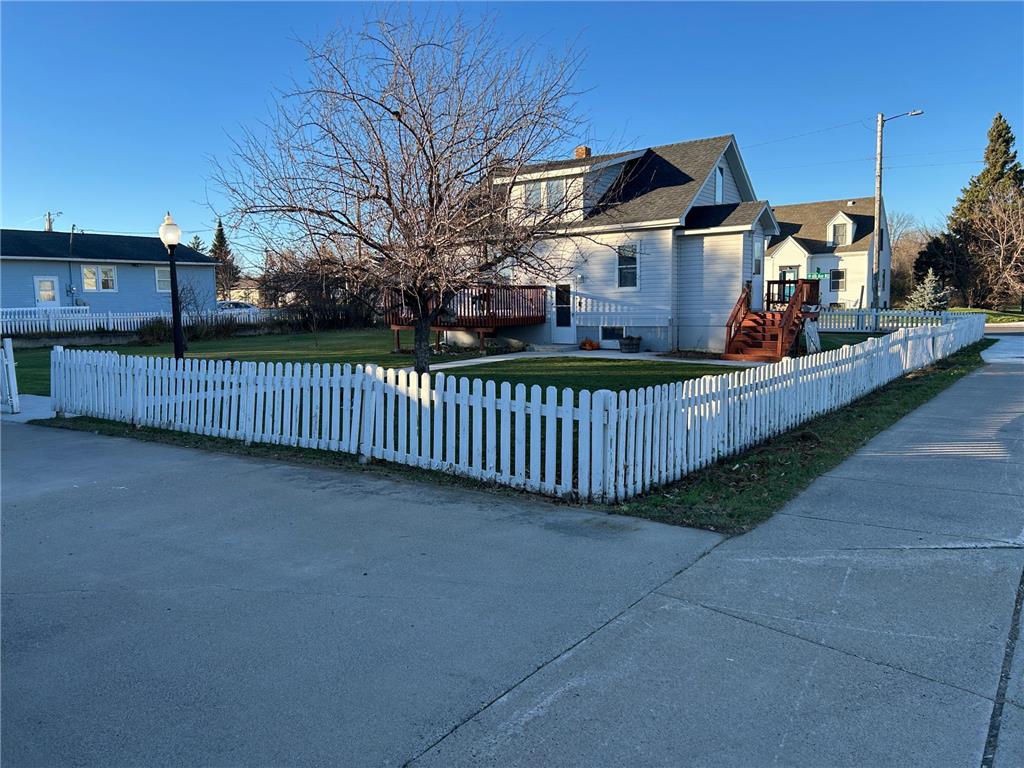 517 1st Street NE Deer River MN 56636 6817887 image2