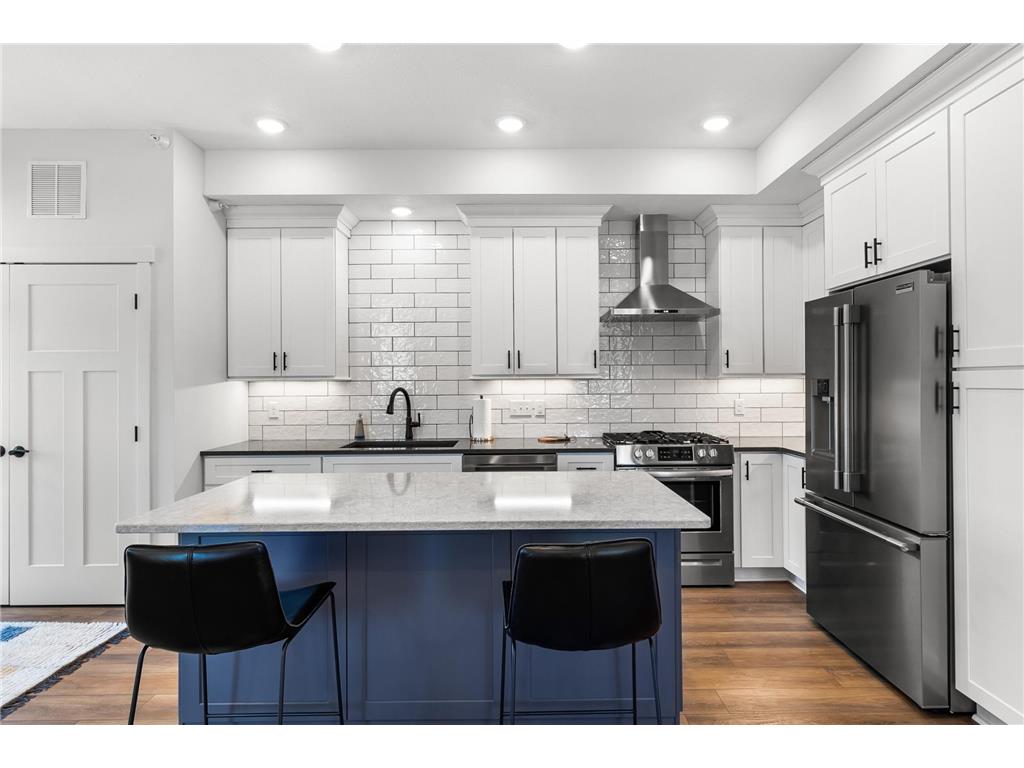 517 2nd Street #303 Hudson WI 54016 - St Croix River 7028392 image1