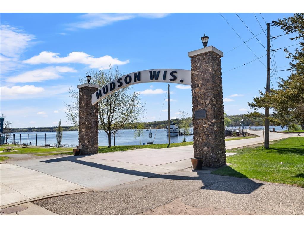517 2nd Street #303 Hudson WI 54016 - St Croix River 7028392 image31