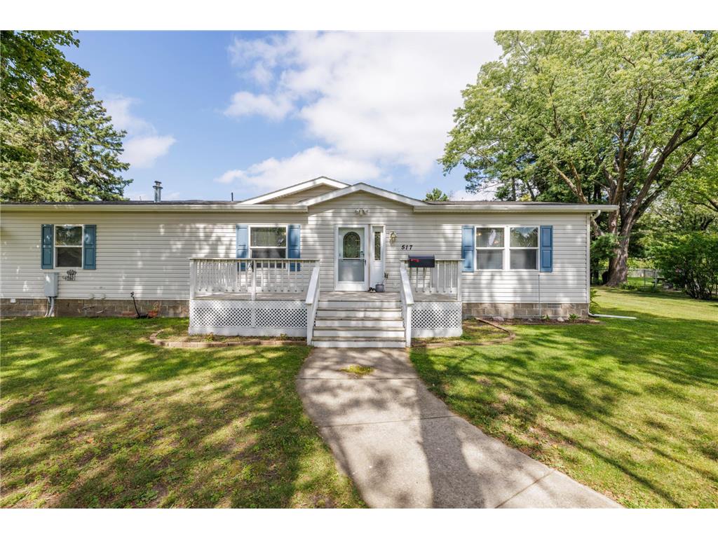 517 4th Street W Park Rapids MN 56470 6592927 image1
