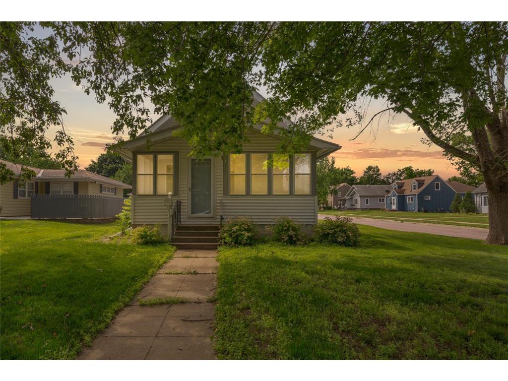 517 8th Street SW Faribault MN 55021 6743588 image1