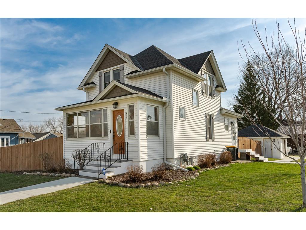 517 Center Avenue S Hayfield MN 55940 7050307 image1