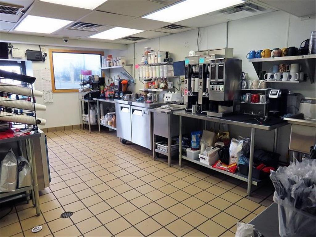 517 Duluth Avenue S Thief River Falls MN 56701 6696261 image27