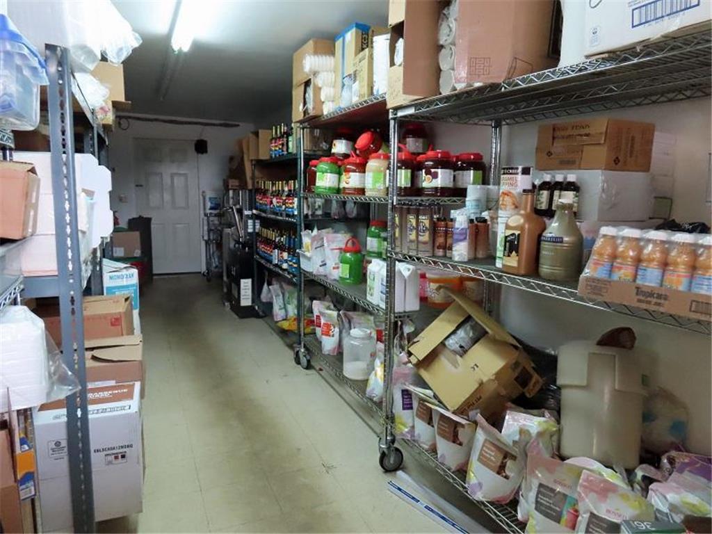 517 Duluth Avenue S Thief River Falls MN 56701 6696261 image32