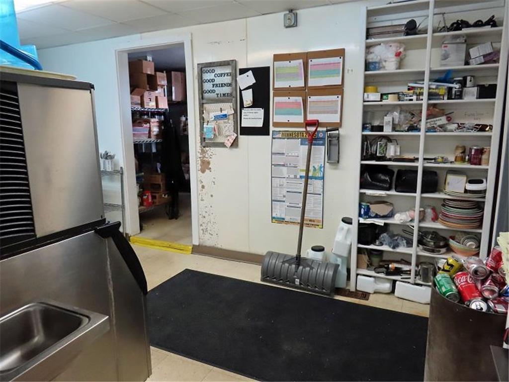 517 Duluth Avenue S Thief River Falls MN 56701 7071997 image29