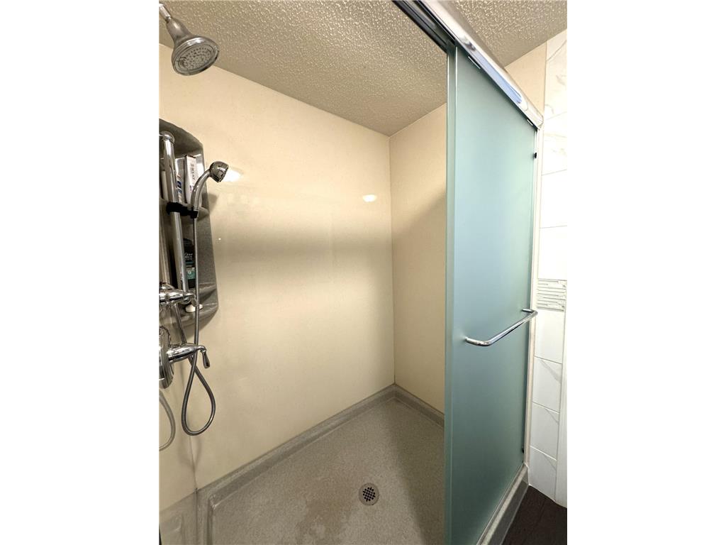 517 Locust Avenue Marshall MN 56258 6775756 image19