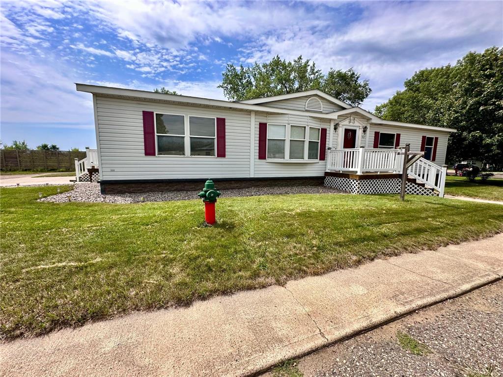 517 Locust Avenue Marshall MN 56258 6775756 image2