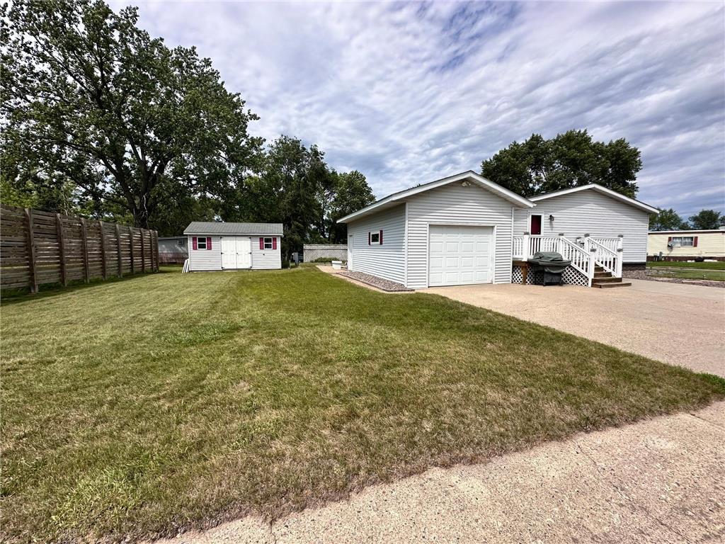 517 Locust Avenue Marshall MN 56258 6775756 image6