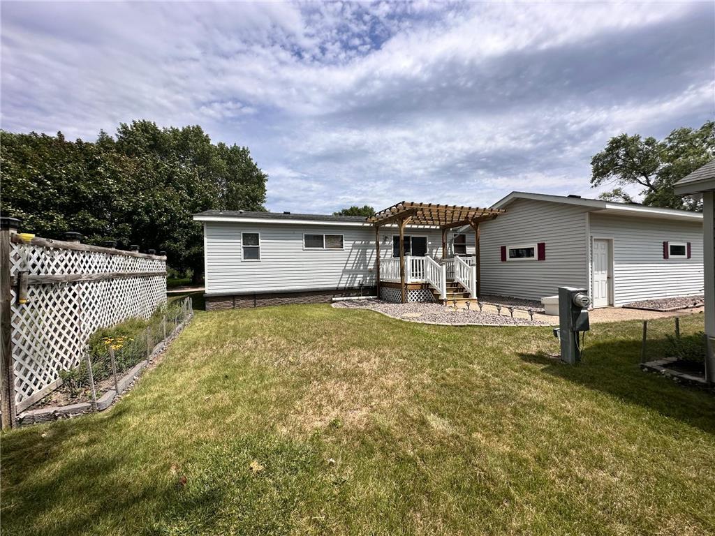 517 Locust Avenue Marshall MN 56258 6775756 image7