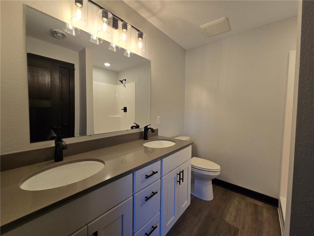 517 Lynch Street Arlington MN 55307 7064082 image19