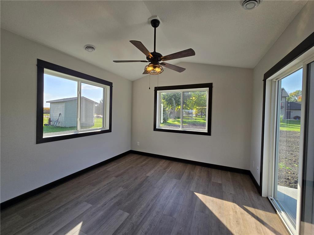 517 Lynch Street Arlington MN 55307 7064082 image9
