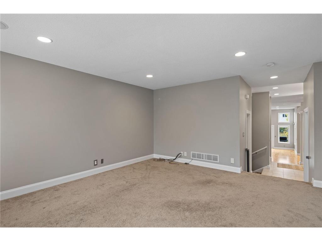 517 River Street Street Minneapolis MN 55401 6812692 image17