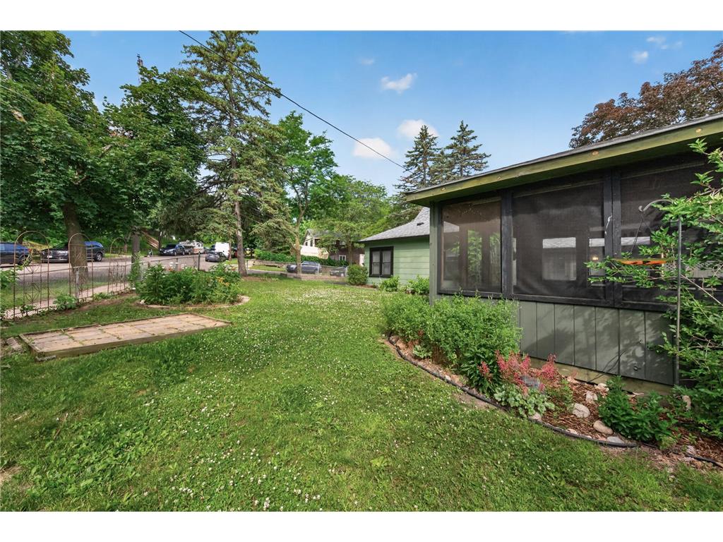 517 Sidney Street E Saint Paul MN 55107 7098097 image46