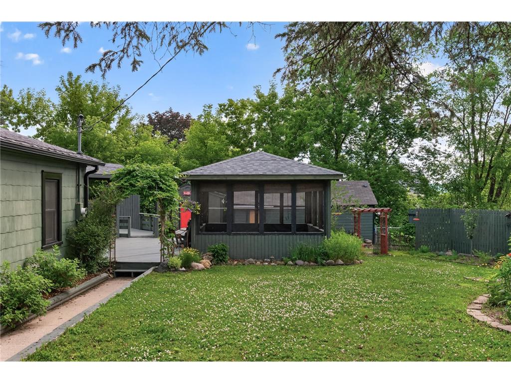 517 Sidney Street E Saint Paul MN 55107 7098097 image49