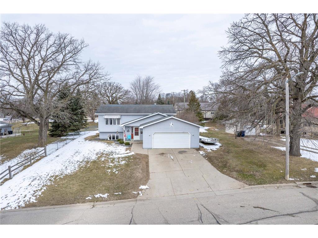 517 Springen Avenue Fergus Falls MN 56537 7046302 image1