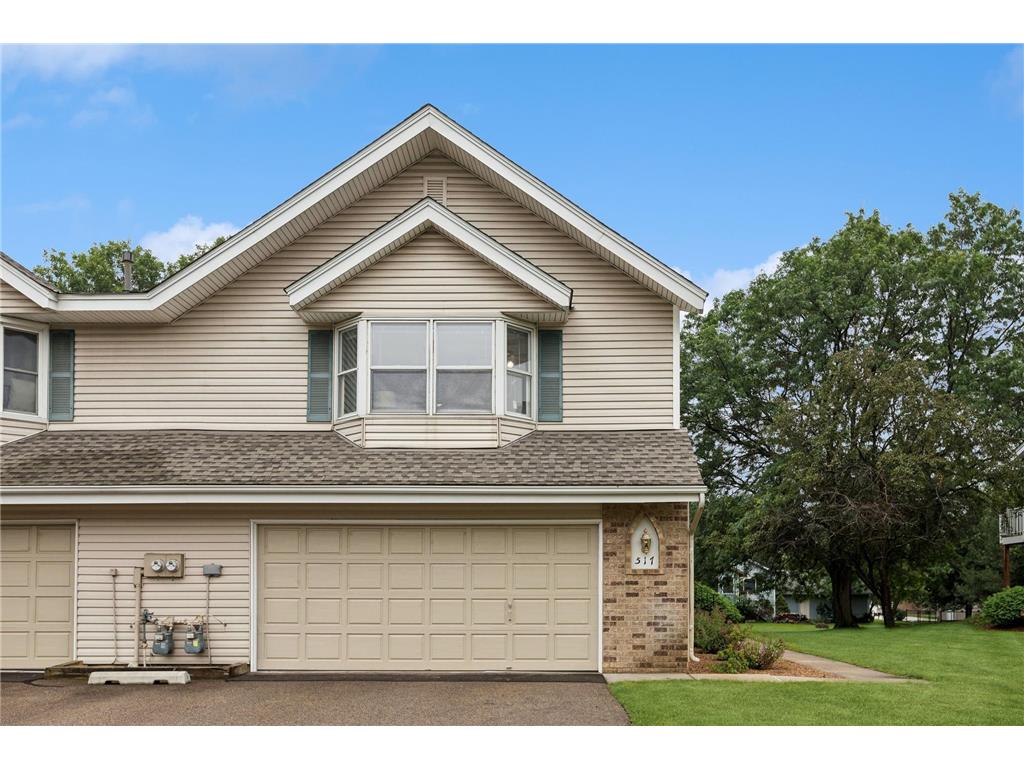 517 Upper Wood Way Burnsville MN 55337 6546000 image1