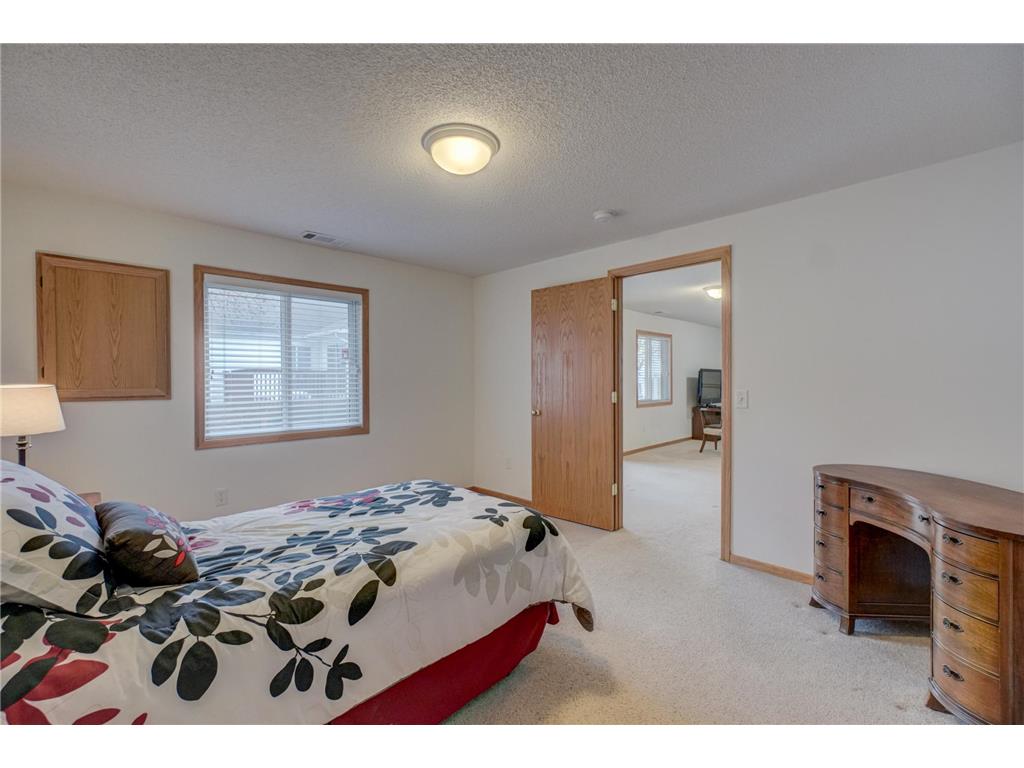 5170 Upper 141st Street W Apple Valley MN 55124 7017746 image31