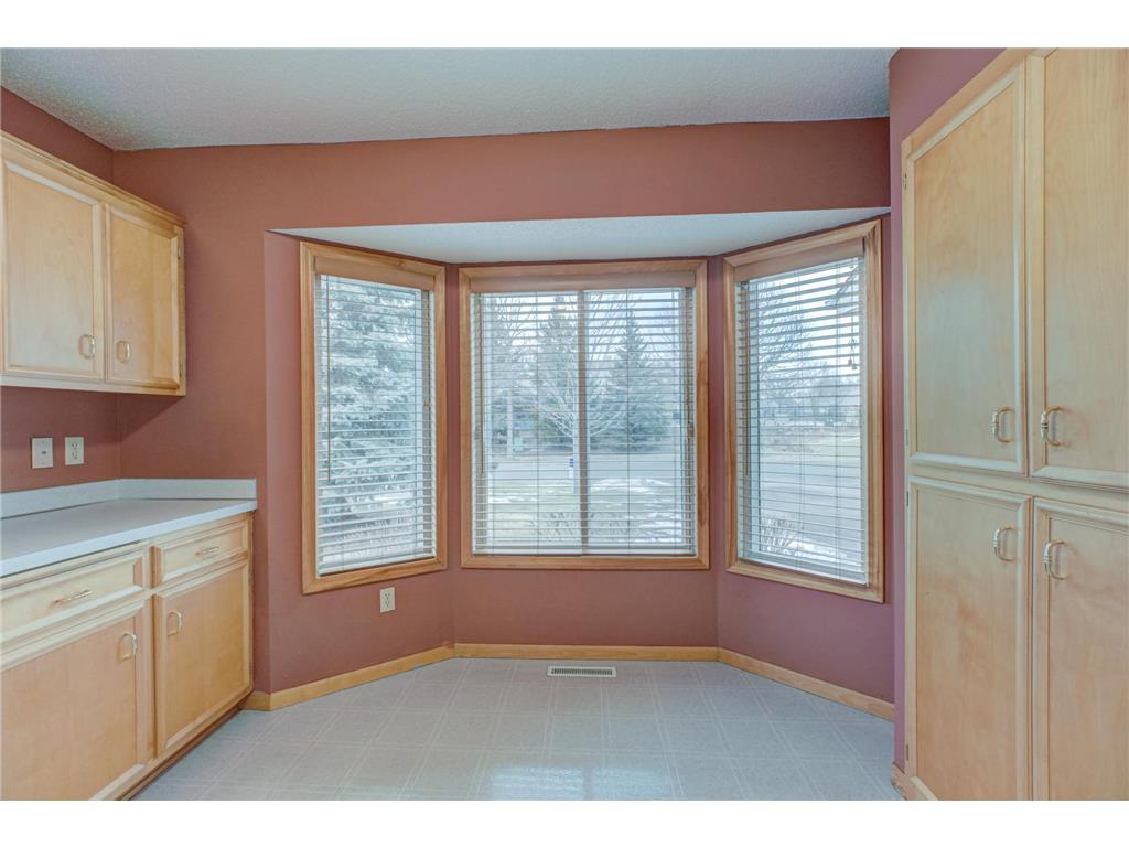 5170 Upper 141st Street W Apple Valley MN 55124 7017746 image4