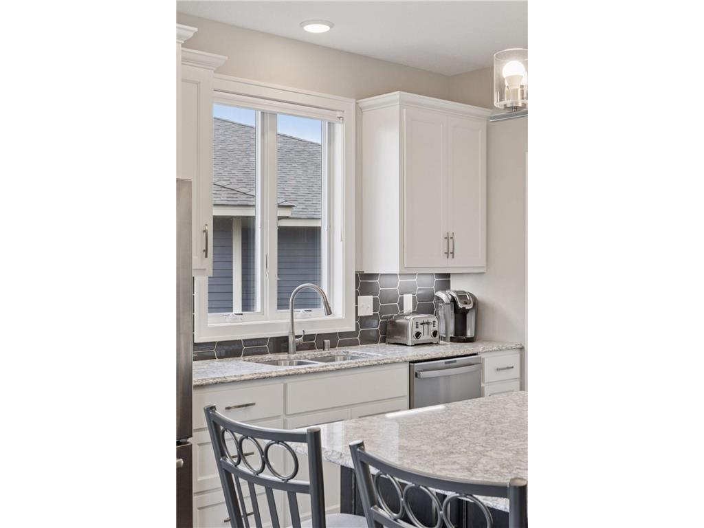 5174 Sundial Lane Woodbury MN 55129 7006900 image14