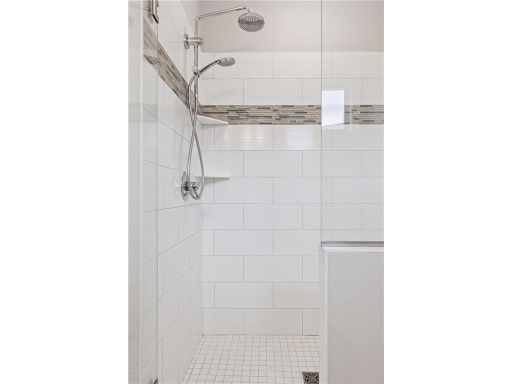 5174 Sundial Lane Woodbury MN 55129 7006900 image32