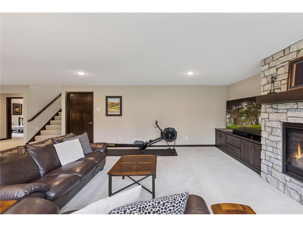 5174 Sundial Lane Woodbury MN 55129 7006900 image44