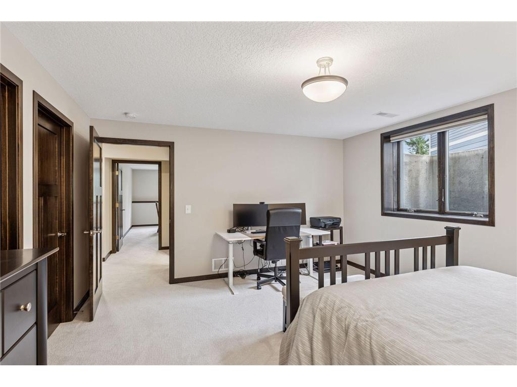 5174 Sundial Lane Woodbury MN 55129 7006900 image50