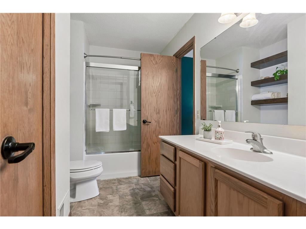 518 78th Avenue NE Spring Lake Park MN 55432 7091425 image18