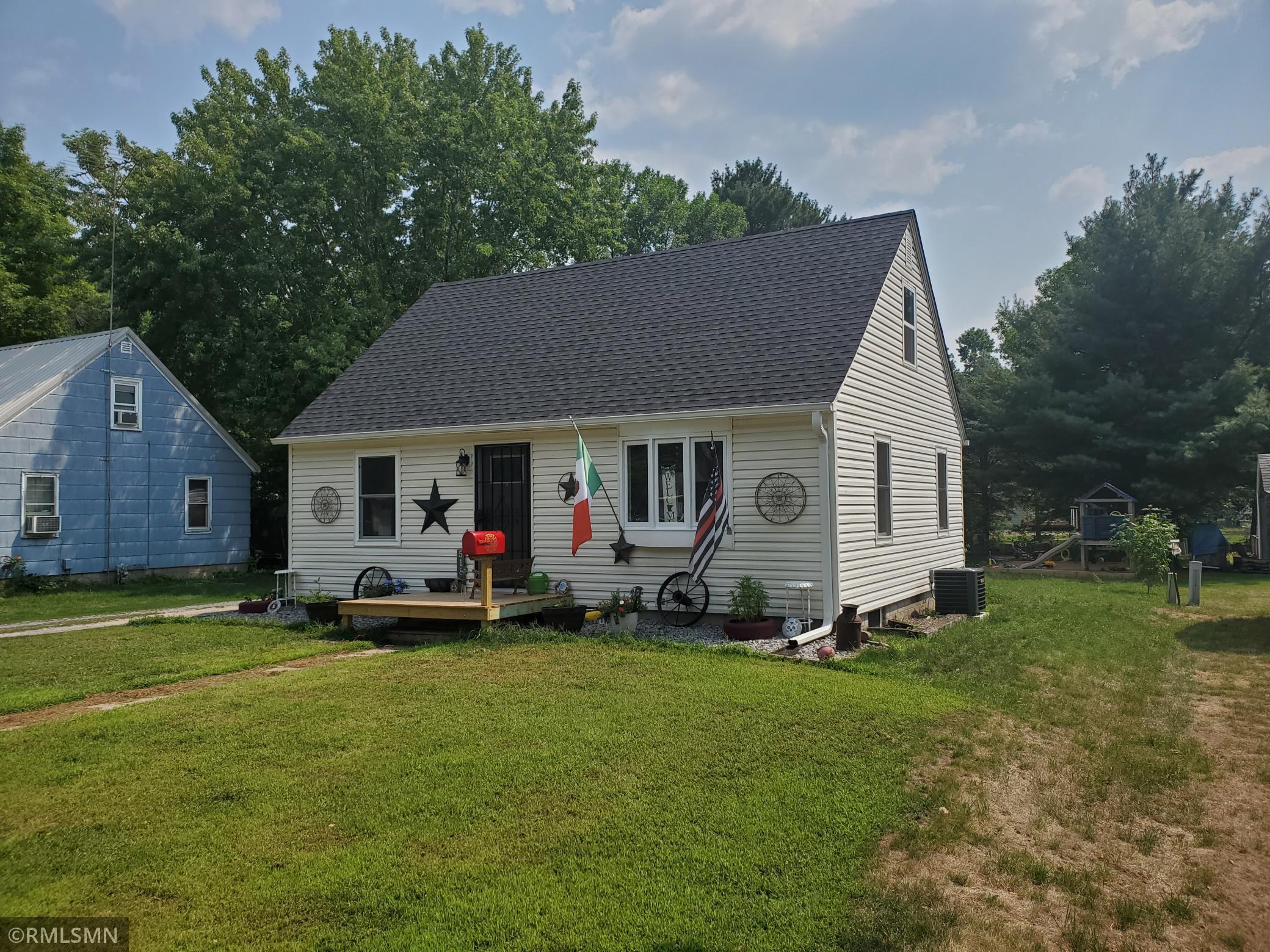 518 E 3rd Street, Litchfield, MN, 55355 MLS 6074229 Edina Realty