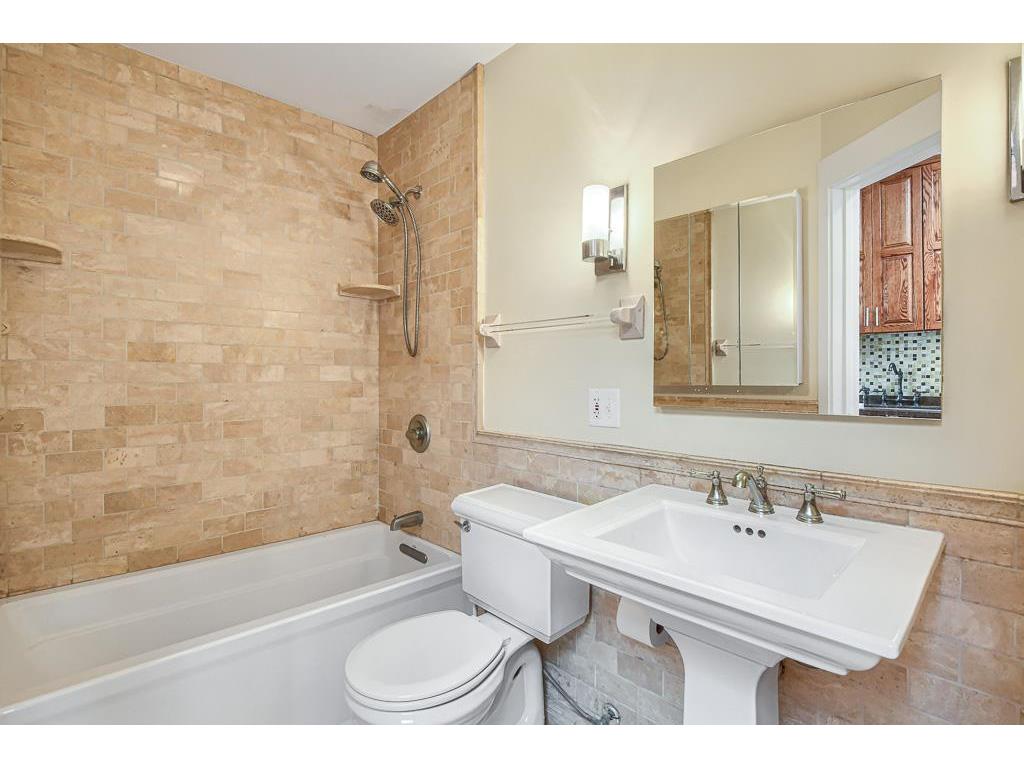 518 Laurel Avenue Saint Paul MN 55102 6689608 image16