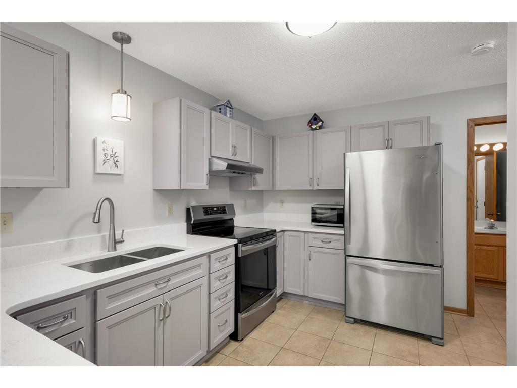 518 Lovell Avenue #1 Roseville MN 55113 7050747 image3