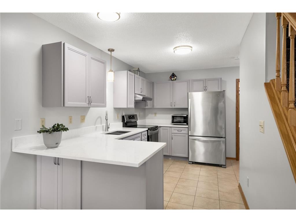 518 Lovell Avenue #1 Roseville MN 55113 7050747 image4