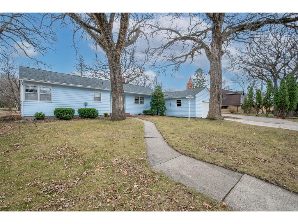 518 N Nicollet Street Blue Earth MN 56013 6506270 image1