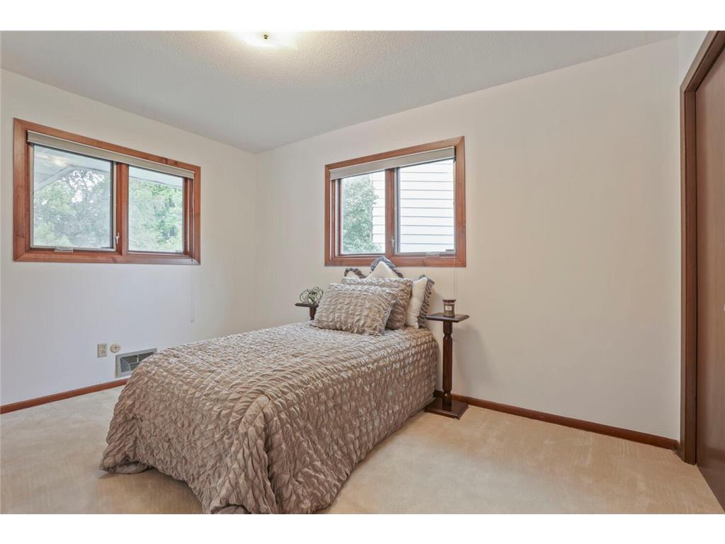 518 Rolls Road New Brighton MN 55112 6782632 image17
