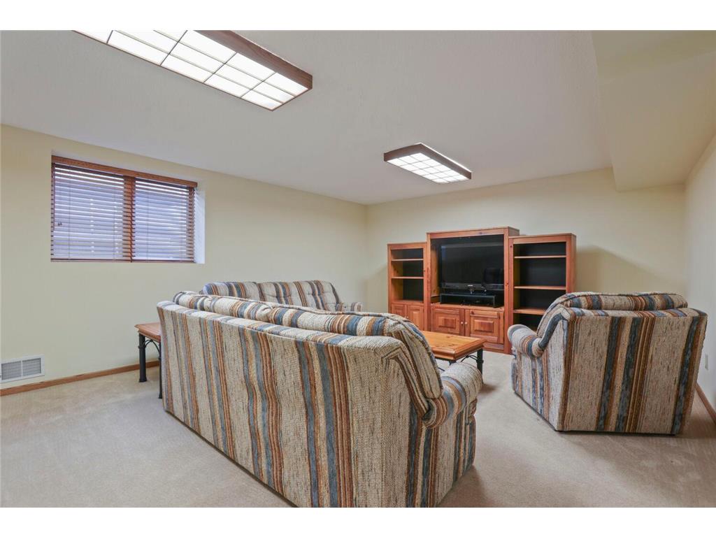 518 Rolls Road New Brighton MN 55112 6782632 image21