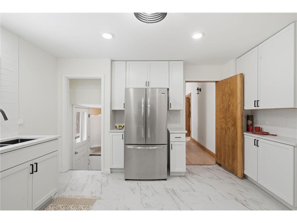 518 W 32nd Street Minneapolis MN 55408 7005097 image14